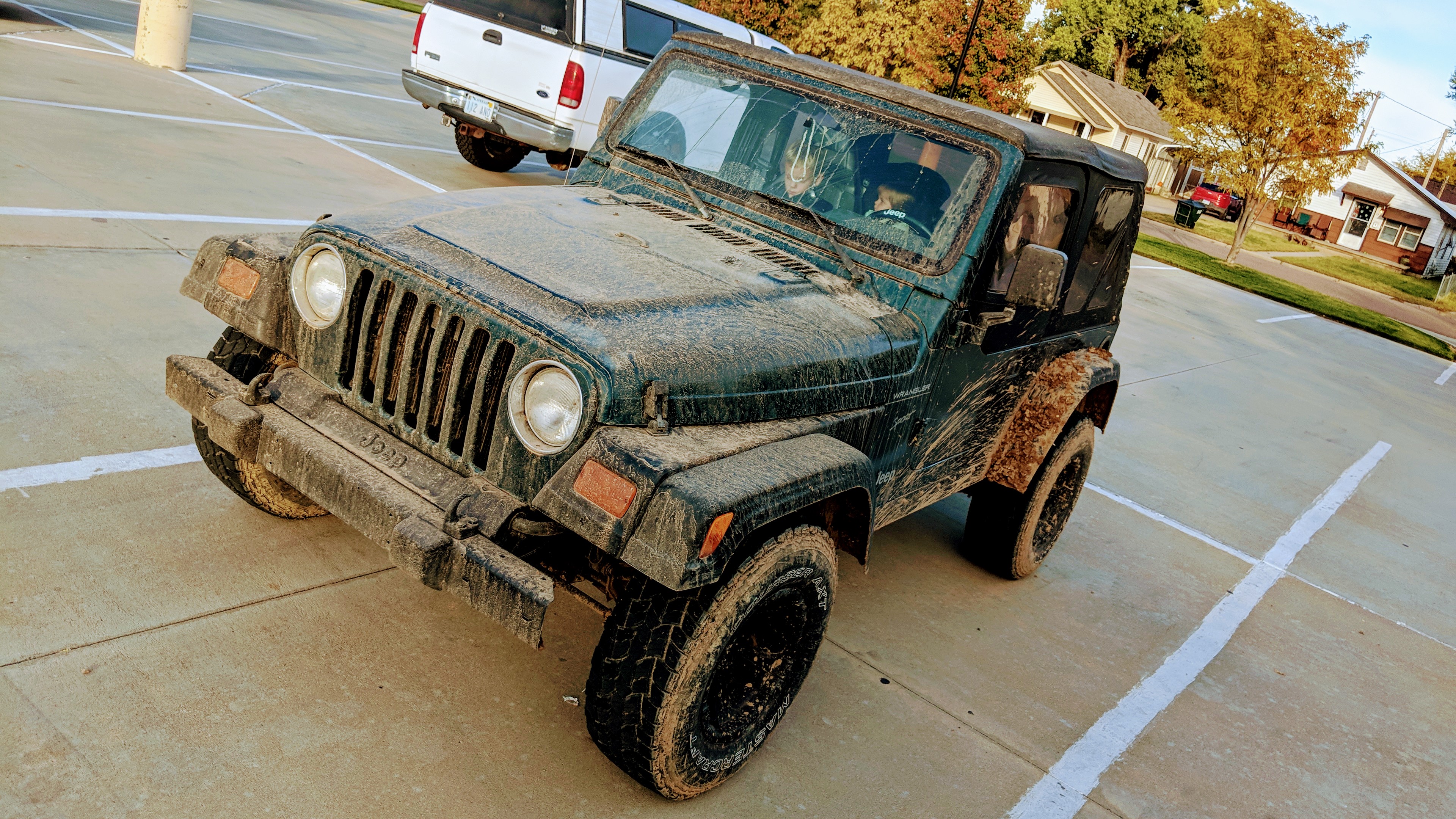 mud jeep.jpg